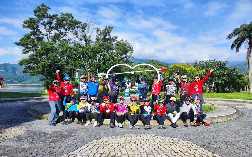 運動與健康,單車騎行,單車旅行,台灣車友,另類單車環島,山海戀單車,單車看見台灣,山海戀車友故事,退休人生